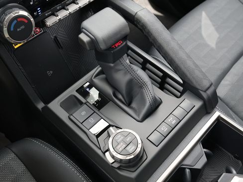 New 2026 Toyota 4Runner TRD Off-Road Premium AWD/4WD image 25