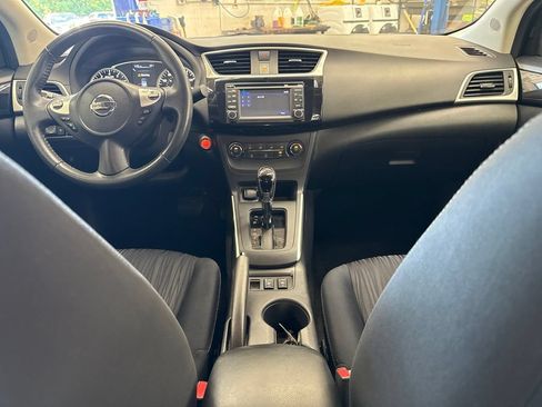 Used 2017 Nissan Sentra SV w/ Driver's Assist Package FWD image 16