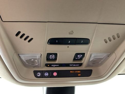 Used 2018 Buick Enclave Premium w/ Experience Buick Package image 26