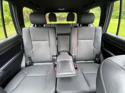 Used 2021 Lexus GX 460 Premium w/ Premium Package AWD/4WD image 15