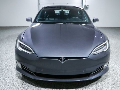 Used 2019 Tesla Model S 75D AWD/4WD image 4