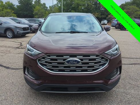 Used 2019 Ford Edge SEL w/ Equipment Group 201A AWD/4WD image 2