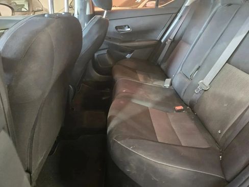Used 2021 Nissan Sentra SV FWD image 15