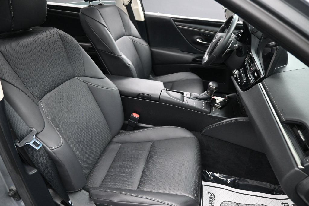 Used 2022 Lexus ES 350 w/ ES 350 Ultra Luxury Package FWD image 24