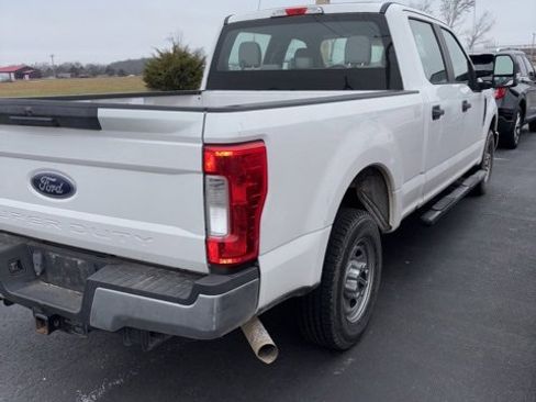 Used 2018 Ford F350 XL image 3