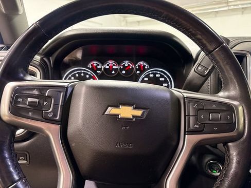 Used 2021 Chevrolet Silverado 1500 LT AWD/4WD image 12