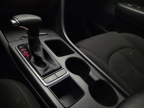 Used 2016 Kia Optima LX FWD image 26