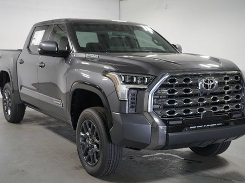 New 2026 Toyota Tundra Platinum AWD/4WD image 3