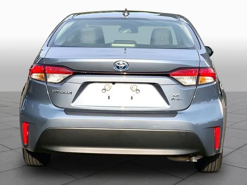 Used 2025 Toyota Corolla LE w/ Convenience Package AWD/4WD image 5