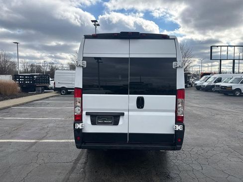 Used 2019 RAM ProMaster 3500 w/ Interior Convenience Group image 8