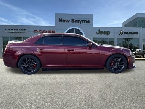 Used 2023 Chrysler 300 C image 2