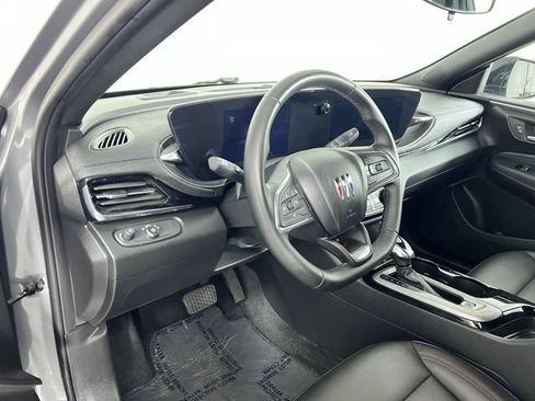 Used 2024 Buick Envista Sport Touring FWD image 10