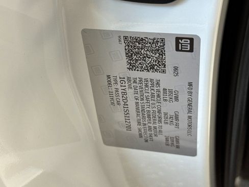 New 2025 Chevrolet Corvette Stingray Preferred Cpe w/ Z51 Performance Package image 31