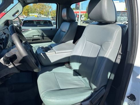 Used 2015 Ford F250 XL w/ Power Equipment Group RWD image 14