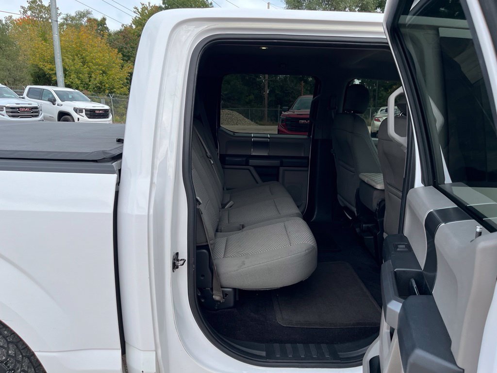 Used 2015 Ford F150 XLT w/ Equipment Group 302A Luxury RWD image 29