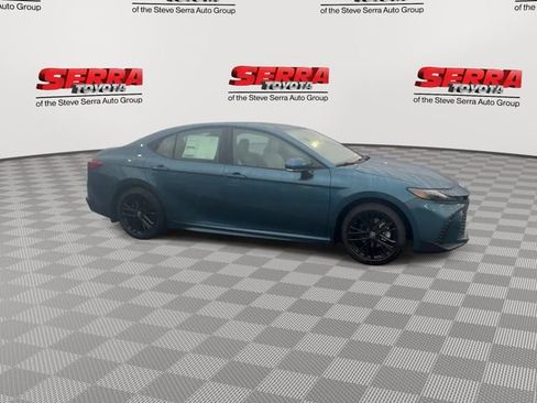 New 2026 Toyota Camry SE image 3