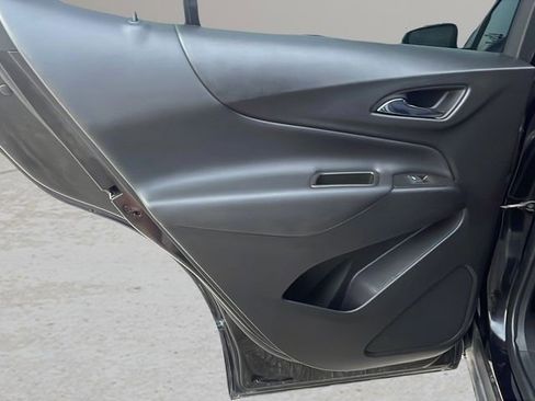 Used 2023 Chevrolet Equinox LT image 17