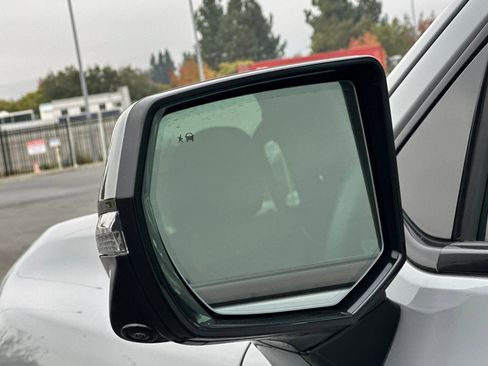 Used 2025 GMC Sierra EV Denali image 53