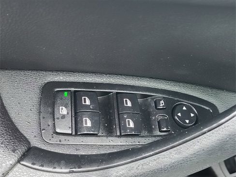 Used 2016 BMW X1 xDrive28i image 10