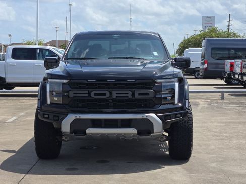 Used 2025 Ford F150 Raptor AWD/4WD image 11