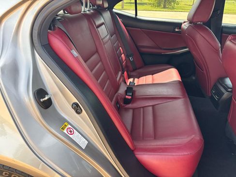Used 2015 Lexus IS 250 w/ F-Sport Package RWD image 9