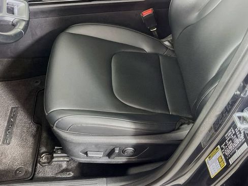 Used 2025 Kia Sportage EX FWD image 20