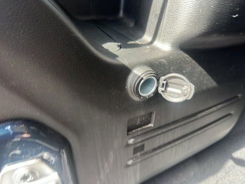 Used 2025 Jeep Wrangler Unlimited Rubicon image 38