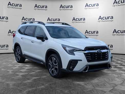 Used 2024 Subaru Ascent Touring w/ Popular Package #2 AWD/4WD image 2