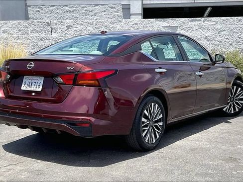 Certified 2024 Nissan Altima 2.5 SV FWD image 13