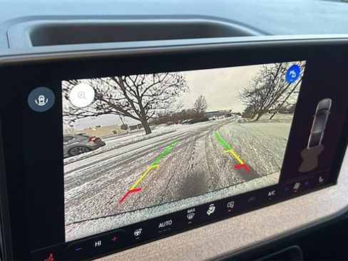 New 2025 Ford Maverick XLT w/ Equipment Group 301A image 16