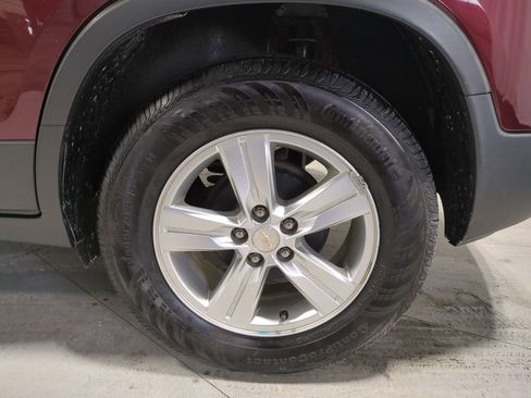 Used 2017 Chevrolet Trax LT w/ Driver Confidence Package image 17