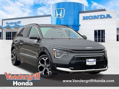 Used 2024 Kia Niro SX Touring