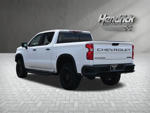 Used 2024 Chevrolet Silverado 1500 ZR2 w/ Technology Package image 9