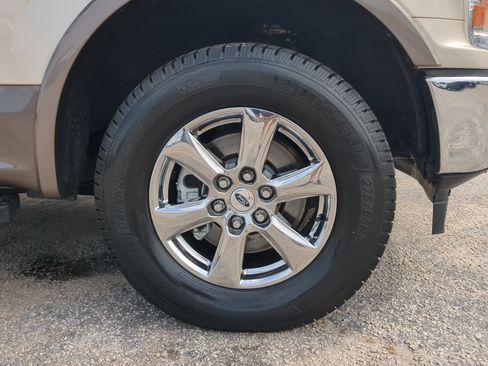 Used 2018 Ford F150 Lariat AWD/4WD image 9