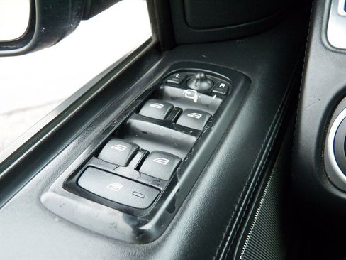 Used 2011 Land Rover Range Rover Sport Supercharged image 33