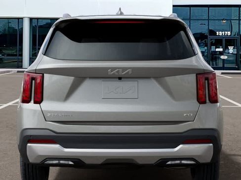 New 2026 Kia Sorento S AWD/4WD image 13