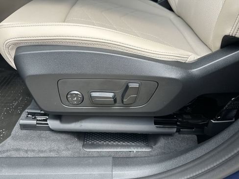 Used 2025 BMW X1 xDrive28i AWD/4WD image 15