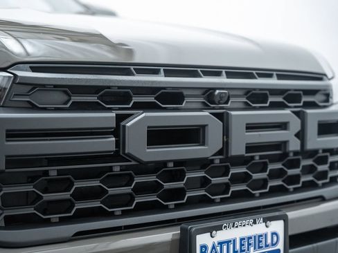 Used 2025 Ford Ranger Raptor AWD/4WD image 14