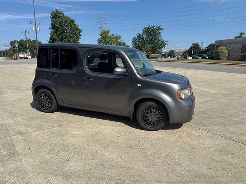 Used 2013 Nissan Cube 1.8 S w/ Interior Illumination Pkg FWD image 8