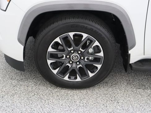 Used 2024 Toyota Sequoia Limited AWD/4WD image 11