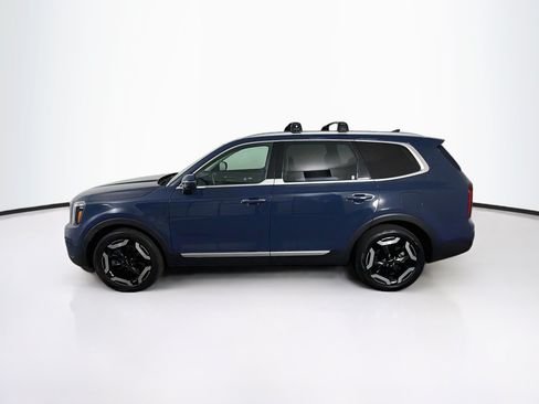 Used 2025 Kia Telluride S AWD/4WD image 4