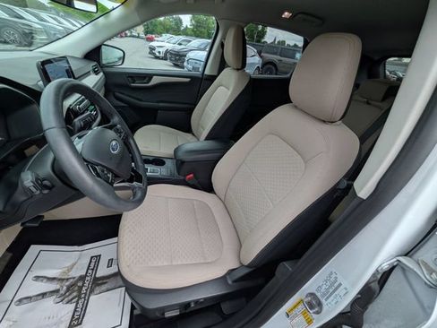 Certified 2022 Ford Escape SE w/ Convenience Package AWD/4WD image 7