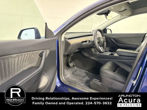 Used 2022 Tesla Model Y Long Range AWD/4WD image 4