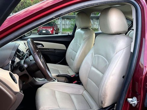 Used 2016 Chevrolet Cruze LTZ w/ Sun, Sound and Sport Package FWD image 24