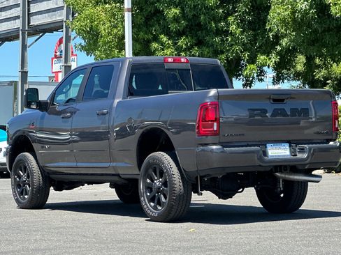 New 2026 RAM 2500 Laramie AWD/4WD image 6