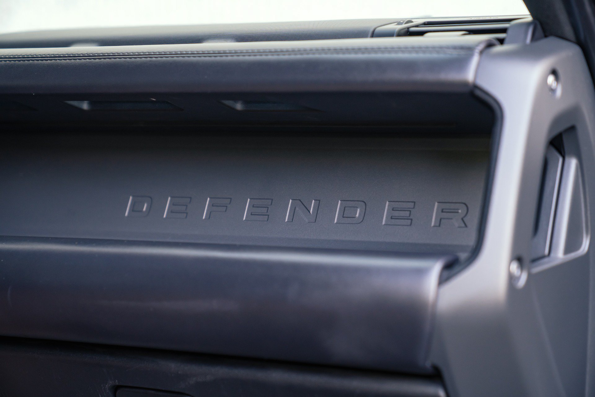 Used 2021 Land Rover Defender 110 X AWD/4WD image 41