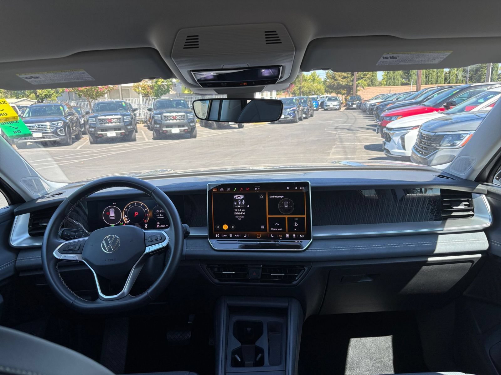 Used 2026 Volkswagen Tiguan SE AWD/4WD image 34