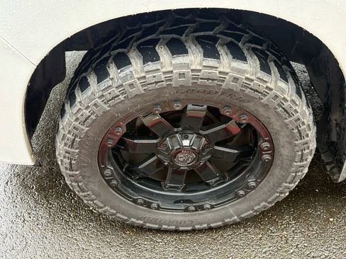 Used 2011 RAM 1500 Sport w/ Sport Premium Group image 27