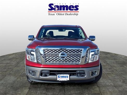 Used 2019 Nissan Titan Platinum Reserve image 2