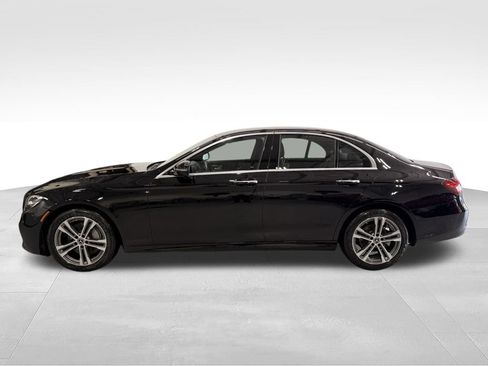 Used 2023 Mercedes-Benz E 350 4MATIC Sedan image 2